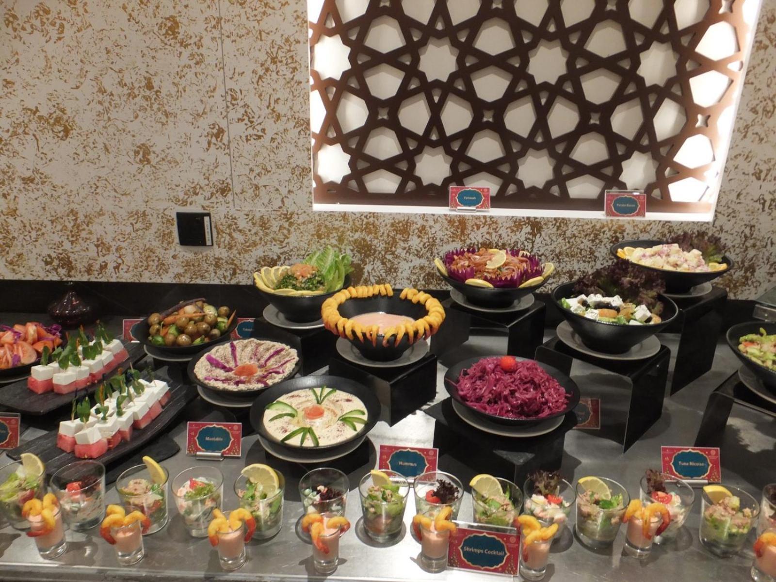 Royal Concorde Hotel & Suite Dubai Exterior foto